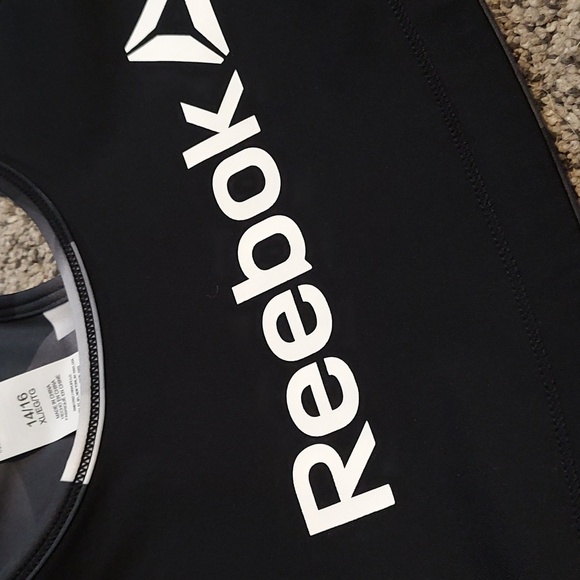 NWT Reebok XL (14/16) Reversible Sports Bra - Picture 2 of 5